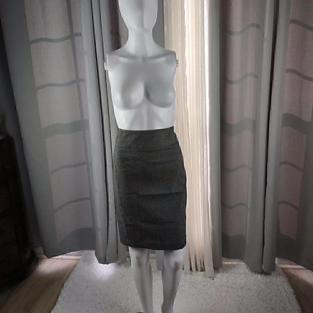 APT. 9 Women's The Torie Gray Pencil Back Zip Midi Skirt. Size 10 - Picture 1 of 11